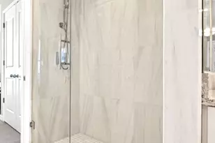 3338 Peachtree Rd NE, Atlanta, GA 30326 - Photo 14