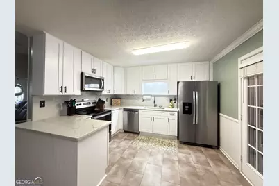 467 Grove Pointe Court #10, Locust Grove, GA 30248 - Photo 8