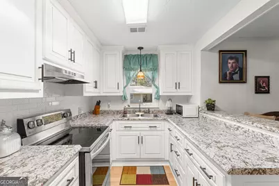 124 Pierce Avenue, Swainsboro, GA 30401 - Photo 8