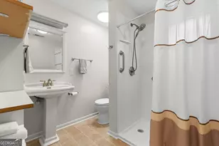 124 Pierce Ave, Swainsboro, GA 30401 - Photo 16