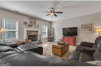 360 Walden Pond Way, Senoia, GA 30276 - Photo 14