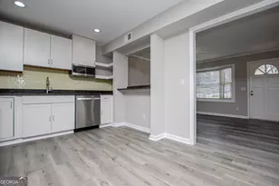 541 N White St Unit 11, Carrollton, GA 30117 - Photo 16