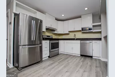 541 N White St Unit 11, Carrollton, GA 30117 - Photo 18