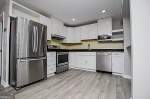 541 N White St Unit 11, Carrollton, GA 30117 - Photo 18