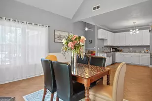 131 Pecan Lake, Sharpsburg, GA 30277 - Photo 4