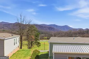 121 N Gemstone Ave, Franklin, NC 28734 - Photo 22