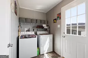 121 N Gemstone Ave, Franklin, NC 28734 - Photo 24