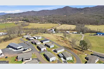 121 N Gemstone Avenue, Franklin, NC 28734 - Photo 32