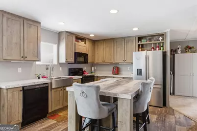 121 N Gemstone Avenue, Franklin, NC 28734 - Photo 10