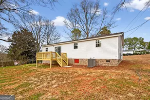 720 Woodland Cir, Loganville, GA 30052 - Photo 6