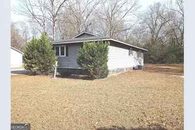 518 Cooley Drive, Sandersville, GA 31082 - Photo 6