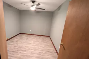 96 B Glencrest Dr, Toccoa, GA 30577 - Photo 8