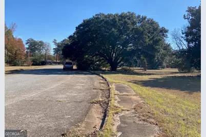 801 Chamlee Drive, Fort Valley, GA 31030 - Photo 1