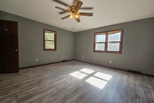 96 Glencrest Dr, Toccoa, GA 30577 - Photo 12