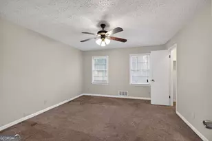 6344 Deshong Dr, Lithonia, GA 30058 - Photo 10