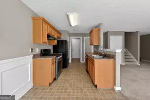 502 Shadow Valley Ct, Lithonia, GA 30058 - Photo 18