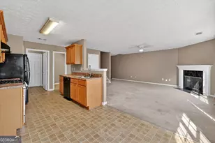 502 Shadow Valley Ct, Lithonia, GA 30058 - Photo 20