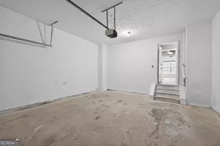 502 Shadow Valley Ct, Lithonia, GA 30058 - Photo 4