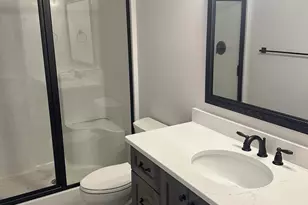 225 Regency Ln, Calhoun, GA 30701 - Photo 2