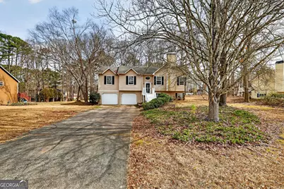 205 Pineknoll Court, Ellenwood, GA 30294 - Photo 2