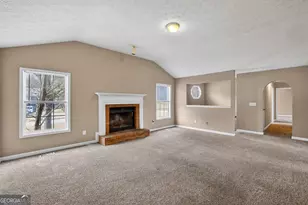 205 Pineknoll Ct, Ellenwood, GA 30294 - Photo 8