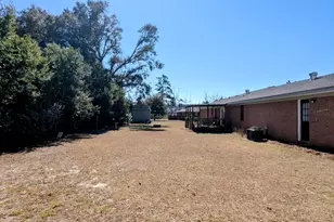 27 Park Ave, Hazlehurst, GA 31539 - Photo 4