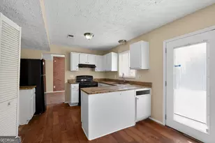 1183 Muirfield Dr, Stone Mountain, GA 30088 - Photo 10