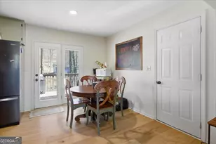 414 Hemlock Dr, Lawrenceville, GA 30046 - Photo 8