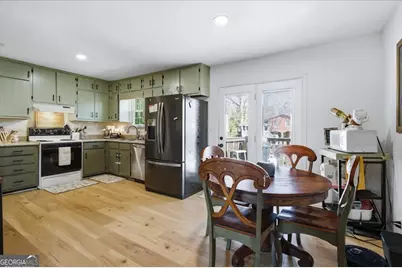 414 Hemlock Drive, Lawrenceville, GA 30046 - Photo 16