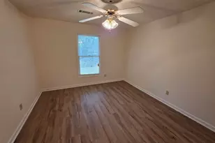 370 Williamsburg Way, Fayetteville, GA 30214 - Photo 6