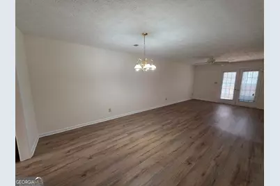 370 Williamsburg Way, Fayetteville, GA 30214 - Photo 4