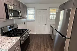 3304 Wheeler St, Hapeville, GA 30354 - Photo 8