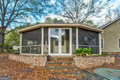 2814 Highway 16 E, Sharpsburg, GA 30277 - Photo 2