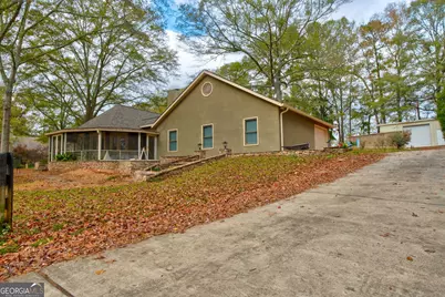 2814 Highway 16 E, Sharpsburg, GA 30277 - Photo 6