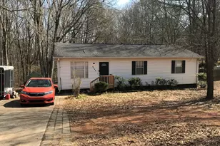 2256 Christian Cir, Conyers, GA 30013 - Photo 2