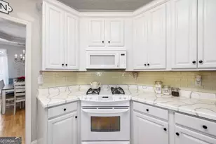 829 Thrash Rd, Lagrange, GA 30241 - Photo 10