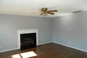 2469 Briar Knoll Rd, Lithonia, GA 30058 - Photo 4