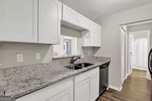 549 Windchase Ln, Stone Mountain, GA 30083 - Photo 12