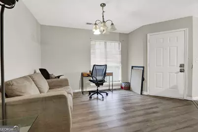 549 Windchase Lane, Stone Mountain, GA 30083 - Photo 4