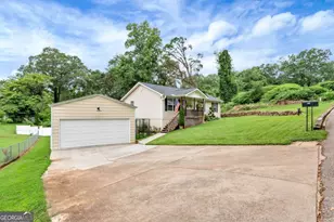 152 Russ Cir, Clarkesville, GA 30523 - Photo 4