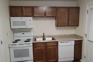 203 Enterprise Apt A, Dublin, GA 31021 - Photo 2