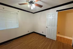 271 Lakeshore Dr, Warner Robins, GA 31088 - Photo 32