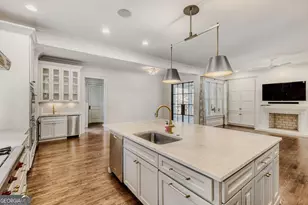 8 W Wieuca Rd NE, Atlanta, GA 30342 - Photo 10