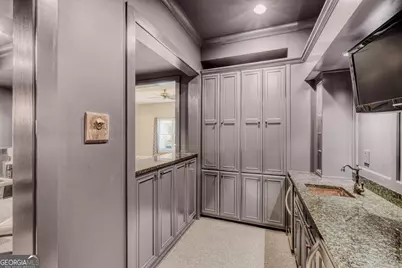 8 W Wieuca Road NE, Atlanta, GA 30342 - Photo 22