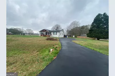 318 Willowwind Drive, Loganville, GA 30052 - Photo 4