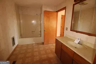 147 W Highland St, Blue Ridge, GA 30513 - Photo 18