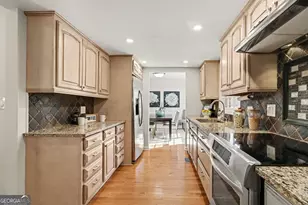 2820 Briarglen Dr, Atlanta, GA 30340 - Photo 10