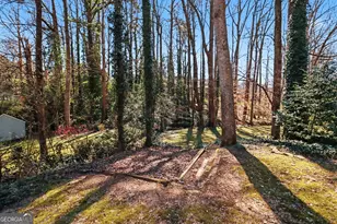 2820 Briarglen Dr, Atlanta, GA 30340 - Photo 36