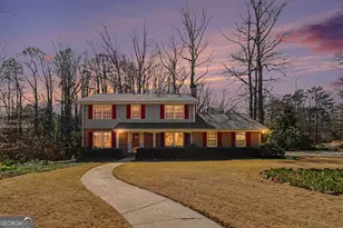 2820 Briarglen Dr, Atlanta, GA 30340 - Photo 2