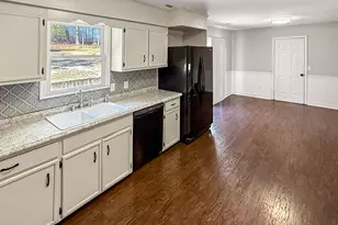 145 VFW Dr, Watkinsville, GA 30677 - Photo 4